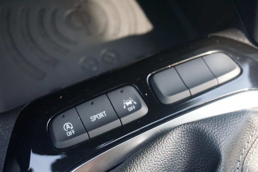 Opel Corsa 1.2 Turbo 100 Pk Ultimate Opel Corsa 1.2 Turbo 100 Pk  Ultimate | Navigatie Pro | Climate Control | Winter pack | Parkpilots/Camera 180° | Alcantara | All Weather banden | Keyless |