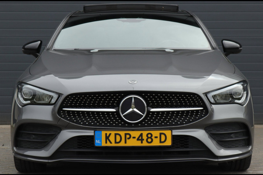 Mercedes-Benz CLA-Klasse 220 4MATIC Sfeerverlichting AMG Pakket Pano