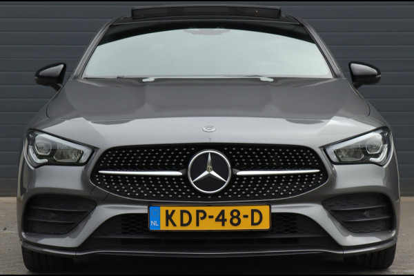 Mercedes-Benz CLA-Klasse 220 4MATIC Sfeerverlichting AMG Pakket Pano