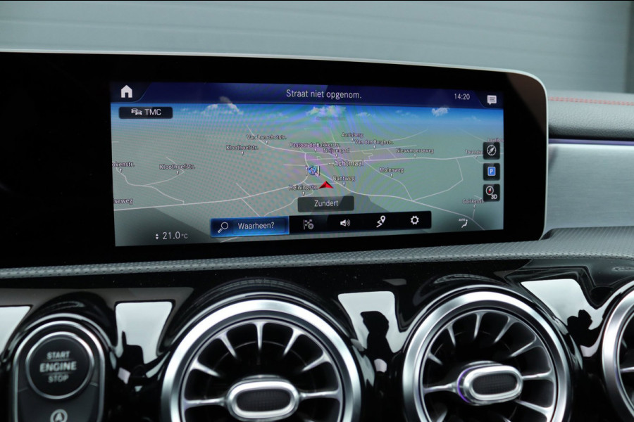 Mercedes-Benz CLA-Klasse 220 4MATIC Sfeerverlichting AMG Pakket Pano