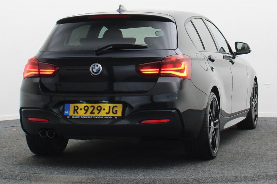 BMW 1-serie 120i Edition Sport Line Shadow High Executive Leer, H&K, Camera, Keyless, Cruise, Standkachel, Bluetooth, PDC, DAB, 18''