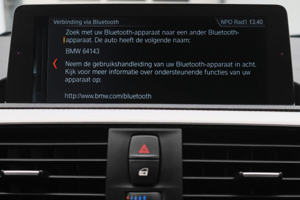 BMW 1-serie 120i Edition Sport Line Shadow High Executive Leer, H&K, Camera, Keyless, Cruise, Standkachel, Bluetooth, PDC, DAB, 18''