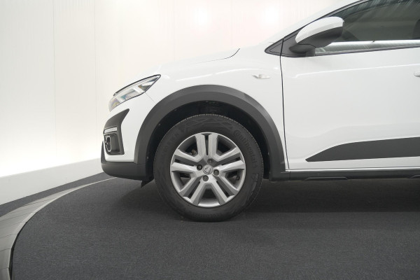 Dacia SANDERO Stepway 1.0 TCe 90 Comfort | Apple Carplay | Parkeersensoren | Cruise Control