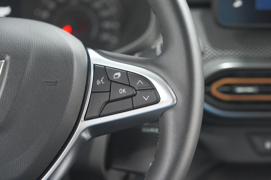 Dacia SANDERO Stepway 1.0 TCe 90 Comfort | Apple Carplay | Parkeersensoren | Cruise Control