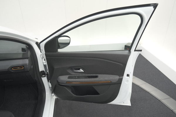 Dacia SANDERO Stepway 1.0 TCe 90 Comfort | Apple Carplay | Parkeersensoren | Cruise Control