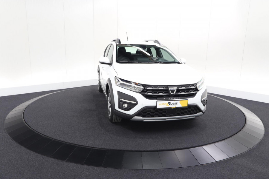 Dacia SANDERO Stepway 1.0 TCe 90 Comfort | Apple Carplay | Parkeersensoren | Cruise Control