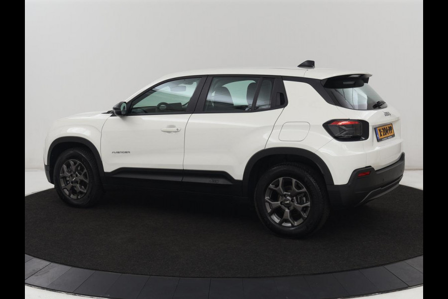 Jeep Avenger Longitude 54 kWh | SOH 93% | Warmtepomp | Carplay | Navigatie | Parkeerhulp | Full LED | Climate control | Cruise control