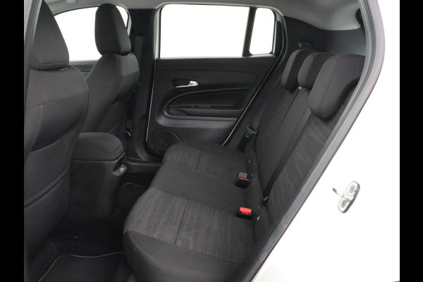 Jeep Avenger Longitude 54 kWh | SOH 93% | Warmtepomp | Carplay | Navigatie | Parkeerhulp | Full LED | Climate control | Cruise control