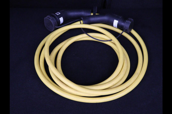 Jeep Avenger Longitude 54 kWh | SOH 93% | Warmtepomp | Carplay | Navigatie | Parkeerhulp | Full LED | Climate control | Cruise control