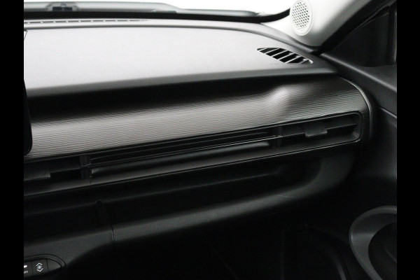 Jeep Avenger Longitude 54 kWh | SOH 93% | Warmtepomp | Carplay | Navigatie | Parkeerhulp | Full LED | Climate control | Cruise control