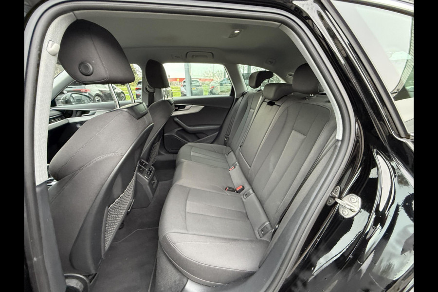Audi A4 Avant 35 TFSI Advanced Edition | Navi | Apple Carpl | Stoelverwarming | LED