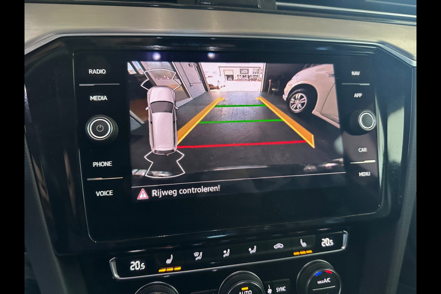 Volkswagen Passat Variant 1.5 TSI Elegance Business R|ACC|CAMERA|