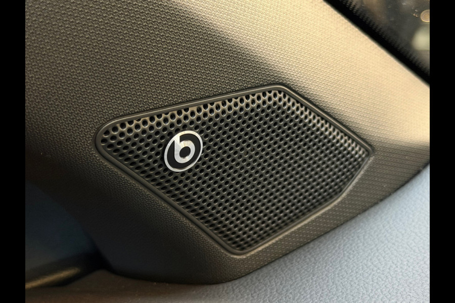 Volkswagen T-Roc 1.5 TSI R-Line Business+ 3x R-LINE|PANO|VIRTUAL|KEYLESS|IQLIGHT|SFEERVERLICHTING|GARANTIE|NIGHTPAKKET|2024|BOMVOL