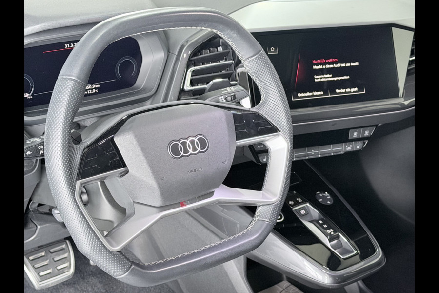 Audi Q4 e-tron 40 Launch edition S Competition 77 kWh Pan /Dak - Head Up - Trekhaak