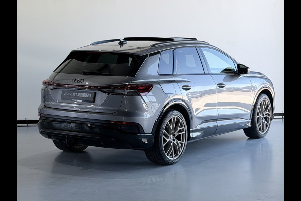 Audi Q4 e-tron 40 Launch edition S Competition 77 kWh Pan /Dak - Head Up - Trekhaak