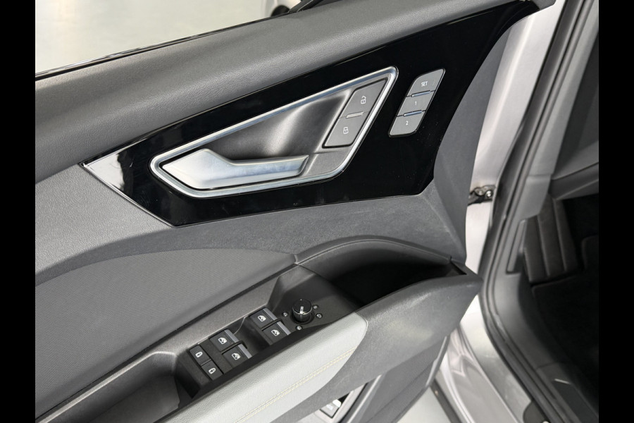Audi Q4 e-tron 40 Launch edition S Competition 77 kWh Pan /Dak - Head Up - Trekhaak