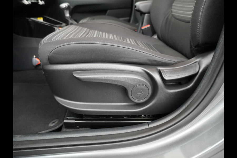 Kia Stonic 1.0 T-GDi MHEV DynamicPlusLine Apple Carplay/Android Auto - Cruise Control - Climate Control - Stuur/Stoelverwarming - Fabrieksgarantie tot 03-2032