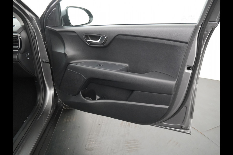 Kia Stonic 1.0 T-GDi MHEV DynamicPlusLine Apple Carplay/Android Auto - Cruise Control - Climate Control - Stuur/Stoelverwarming - Fabrieksgarantie tot 03-2032