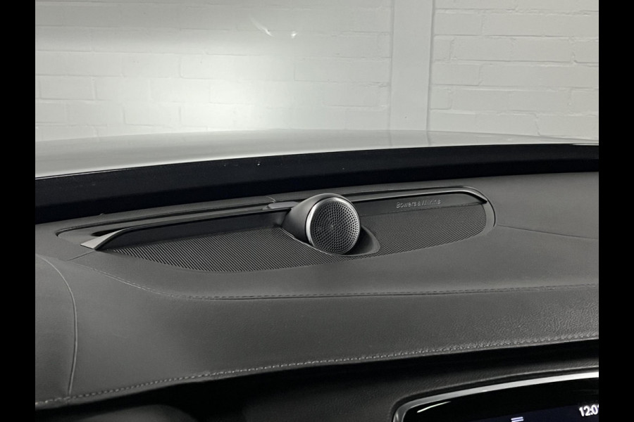 Volvo XC90 2.0 T8 Recharge AWD Inscription Luchtvering | Trekhaak | Bowers & Wilkins | Adapt. Cruise | Open dak | Stuur-/stoelverwarming | Head-up | Memory