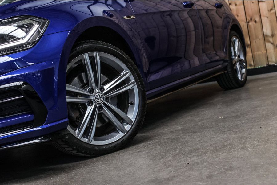 Volkswagen Golf 1.5 TSI R-Line *Pano*Dynaudio*DCC*Camera*Massage*Virtual*DSG*