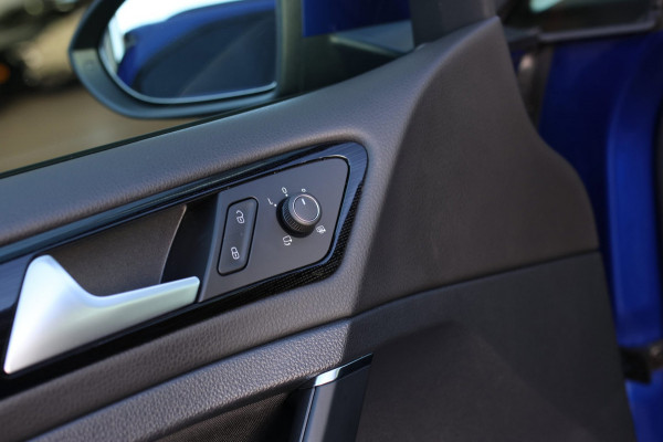 Volkswagen Golf 1.5 TSI R-Line *Pano*Dynaudio*DCC*Camera*Massage*Virtual*DSG*