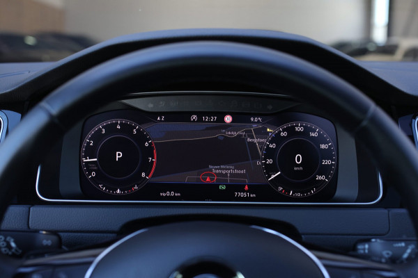 Volkswagen Golf 1.5 TSI R-Line *Pano*Dynaudio*DCC*Camera*Massage*Virtual*DSG*