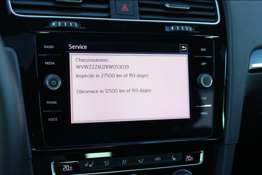 Volkswagen Golf 1.5 TSI R-Line *Pano*Dynaudio*DCC*Camera*Massage*Virtual*DSG*