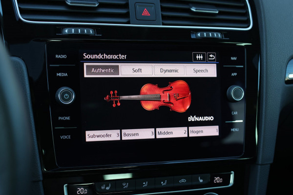 Volkswagen Golf 1.5 TSI R-Line *Pano*Dynaudio*DCC*Camera*Massage*Virtual*DSG*