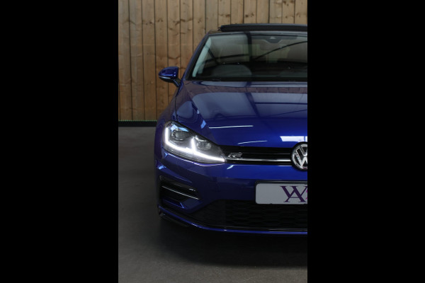 Volkswagen Golf 1.5 TSI R-Line *Pano*Dynaudio*DCC*Camera*Massage*Virtual*DSG*