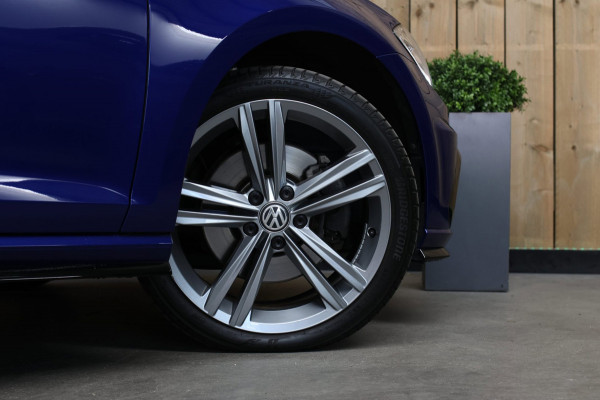 Volkswagen Golf 1.5 TSI R-Line *Pano*Dynaudio*DCC*Camera*Massage*Virtual*DSG*