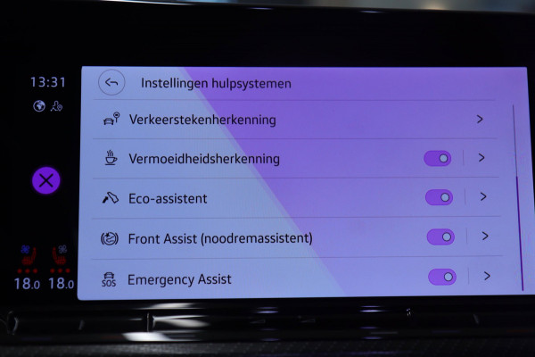 Volkswagen Golf 2.0 TSI R 4Motion PERFORMANCE/PANO/AKRA/HUD/HK/MEM/IQ/VOL