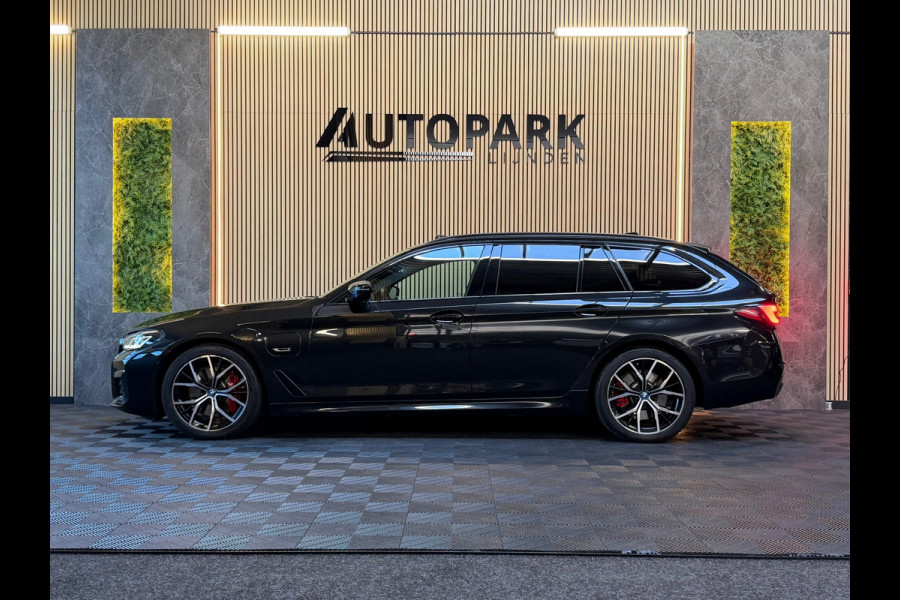 BMW 5 Serie Touring 530e Business Edition Plus M-SPORT|PANO|MEMORY|KEYLESS|SFEERVERLICHTING|CARPLAY|GARANTIE|DEALER ONDERHOUDEN!