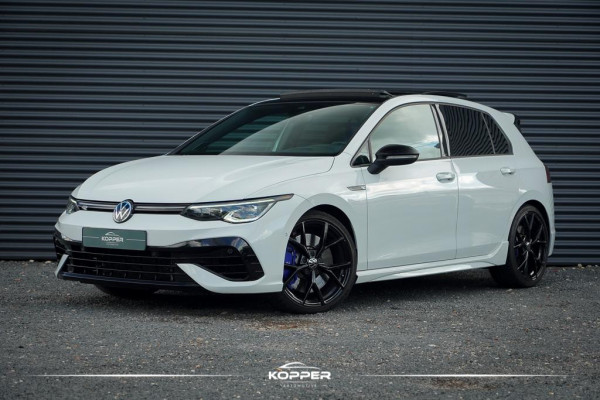 Volkswagen Golf 2.0 TSI R 4Motion / Pano / Akrapovic / DCC / Stoelklima