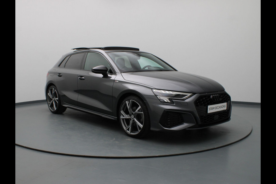 Audi A3 Sportback 35 TFSI S edition 150pk Cruise | Climate | Parkeersens. v+a | Stoelverw. | Panoramadak