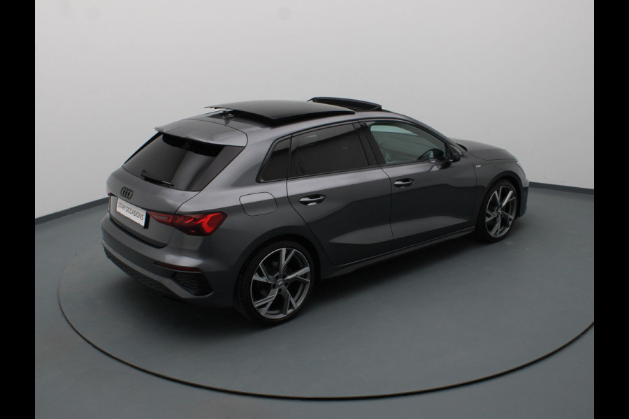 Audi A3 Sportback 35 TFSI S edition 150pk Cruise | Climate | Parkeersens. v+a | Stoelverw. | Panoramadak
