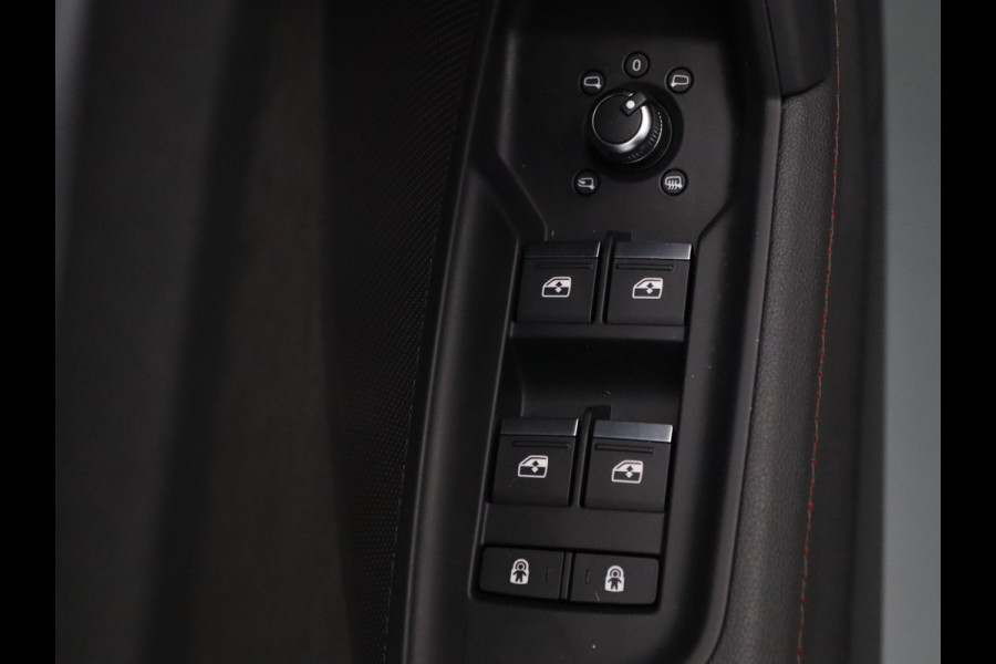 Audi A3 Sportback 35 TFSI S edition 150pk Cruise | Climate | Parkeersens. v+a | Stoelverw. | Panoramadak