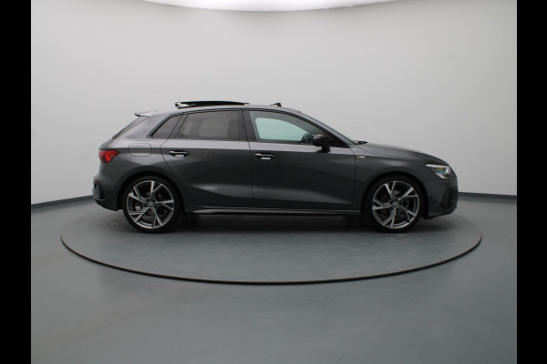 Audi A3 Sportback 35 TFSI S edition 150pk Cruise | Climate | Parkeersens. v+a | Stoelverw. | Panoramadak