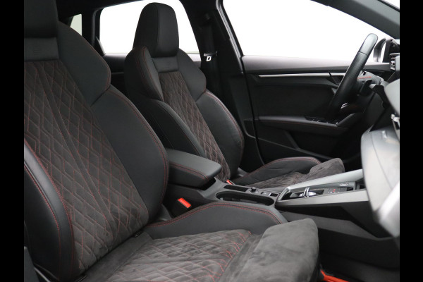 Audi A3 Sportback 35 TFSI S edition 150pk Cruise | Climate | Parkeersens. v+a | Stoelverw. | Panoramadak