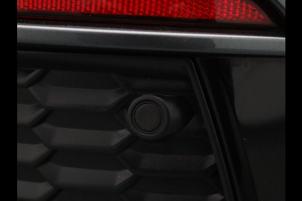 Audi A3 Sportback 35 TFSI S edition 150pk Cruise | Climate | Parkeersens. v+a | Stoelverw. | Panoramadak