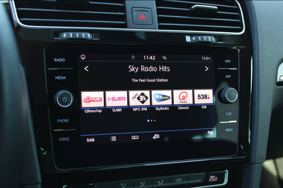 Volkswagen Golf 1.0 TSI Highline AdaptiveCruise VirtualCockpit Carplay !!NIEUWBINNEN!!