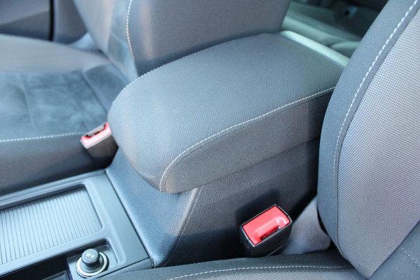 Volkswagen Golf 1.0 TSI Highline AdaptiveCruise VirtualCockpit Carplay !!NIEUWBINNEN!!