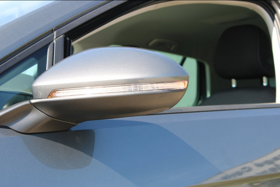 Volkswagen Golf 1.0 TSI Highline AdaptiveCruise VirtualCockpit Carplay !!NIEUWBINNEN!!