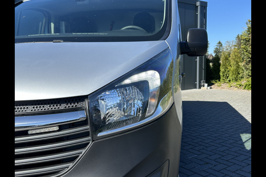Opel Vivaro 1.6 CDTI 126 PK / L1H1 / 1e EIG. / ACHTERKLEP / AIRCO / CRUISE / NAVI / CAMERA / BLUETOOTH