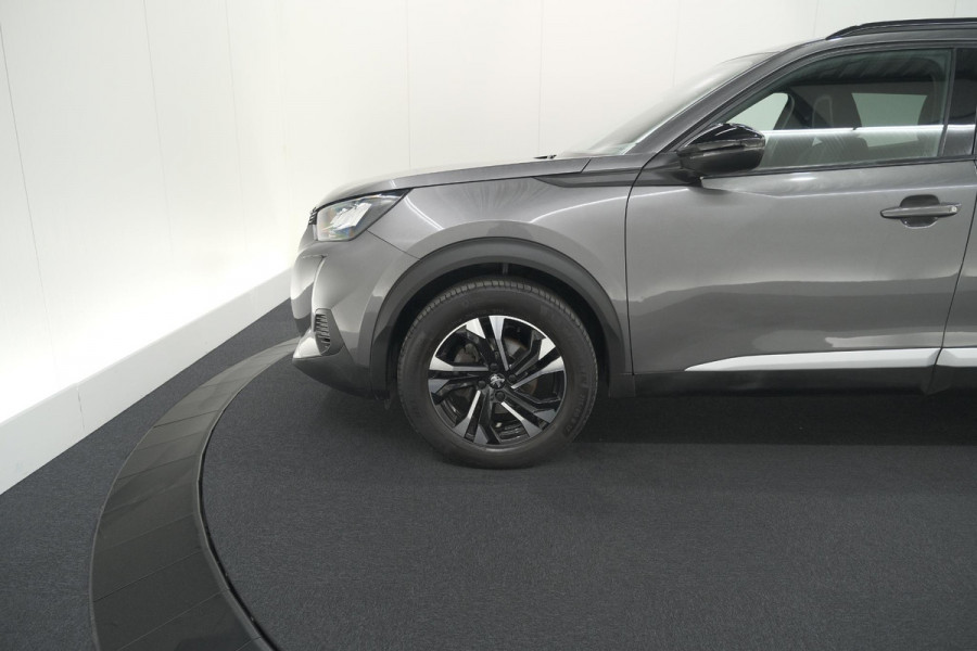 Peugeot 2008 PureTech 130 EAT8 Allure Pack | Navigatie | Camera | Apple Carplay | Parkeersensoren