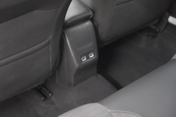 Peugeot 2008 PureTech 130 EAT8 Allure Pack | Navigatie | Camera | Apple Carplay | Parkeersensoren