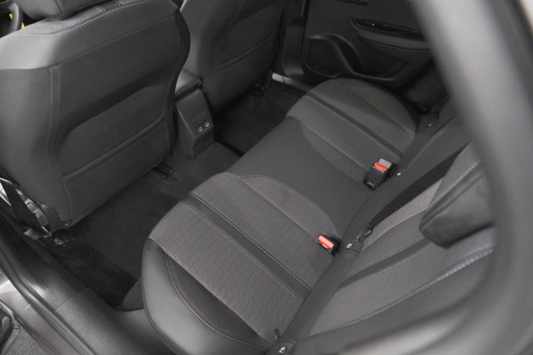 Peugeot 2008 PureTech 130 EAT8 Allure Pack | Navigatie | Camera | Apple Carplay | Parkeersensoren