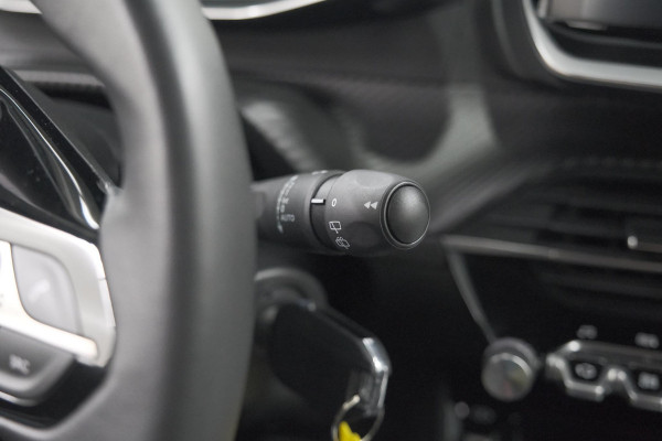 Peugeot 2008 PureTech 130 EAT8 Allure Pack | Navigatie | Camera | Apple Carplay | Parkeersensoren