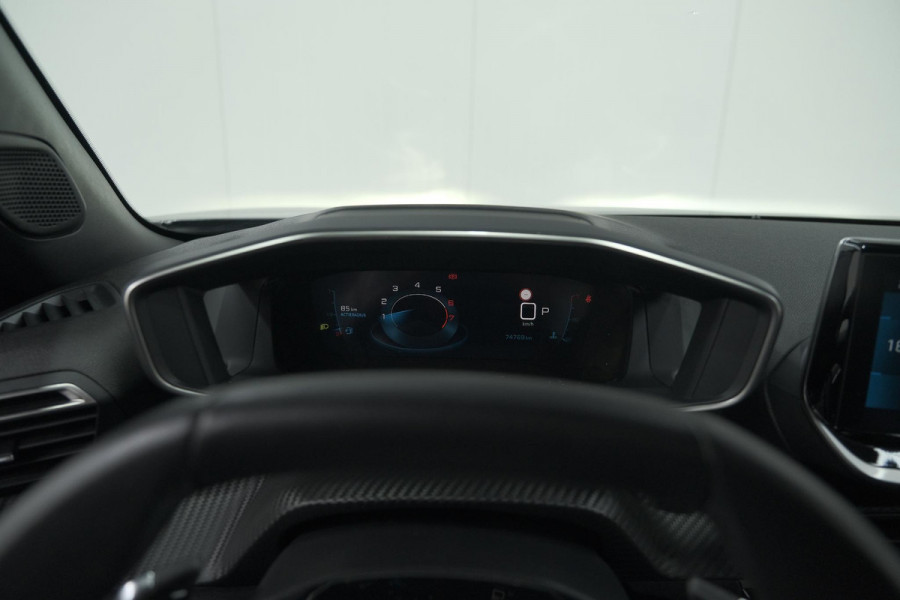 Peugeot 2008 PureTech 130 EAT8 Allure Pack | Navigatie | Camera | Apple Carplay | Parkeersensoren