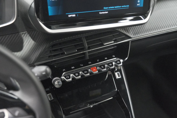 Peugeot 2008 PureTech 130 EAT8 Allure Pack | Navigatie | Camera | Apple Carplay | Parkeersensoren