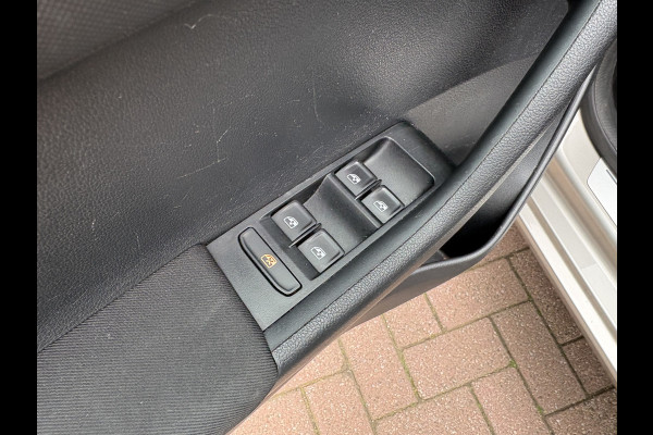 Škoda Fabia Combi 1.0 TSi 95pk Clever Plus NAVI/CARPLAY/DODEHOEK/PDC/LED/16INCH/STOELVERWARMING